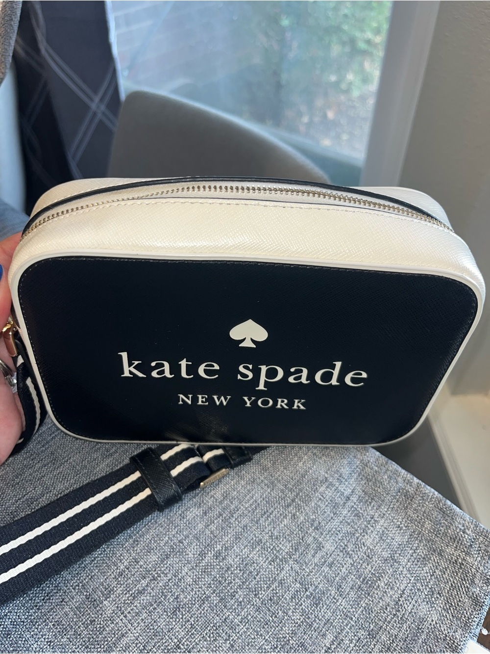 Kate Spade snap camera bag - Picture 2 of 8